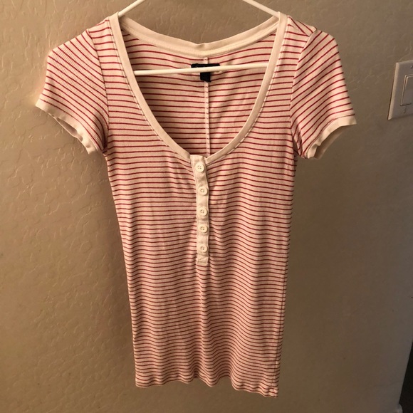 American Eagle Outfitters Tops - American Eagle Outfitters Stretchy shirt